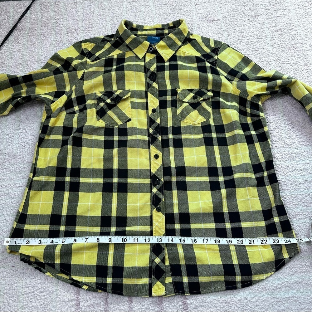 Hot Topic Harry Potter Hufflepuff Yellow and Black Plaid Button Up Shirt Small - Picture 10 of 12